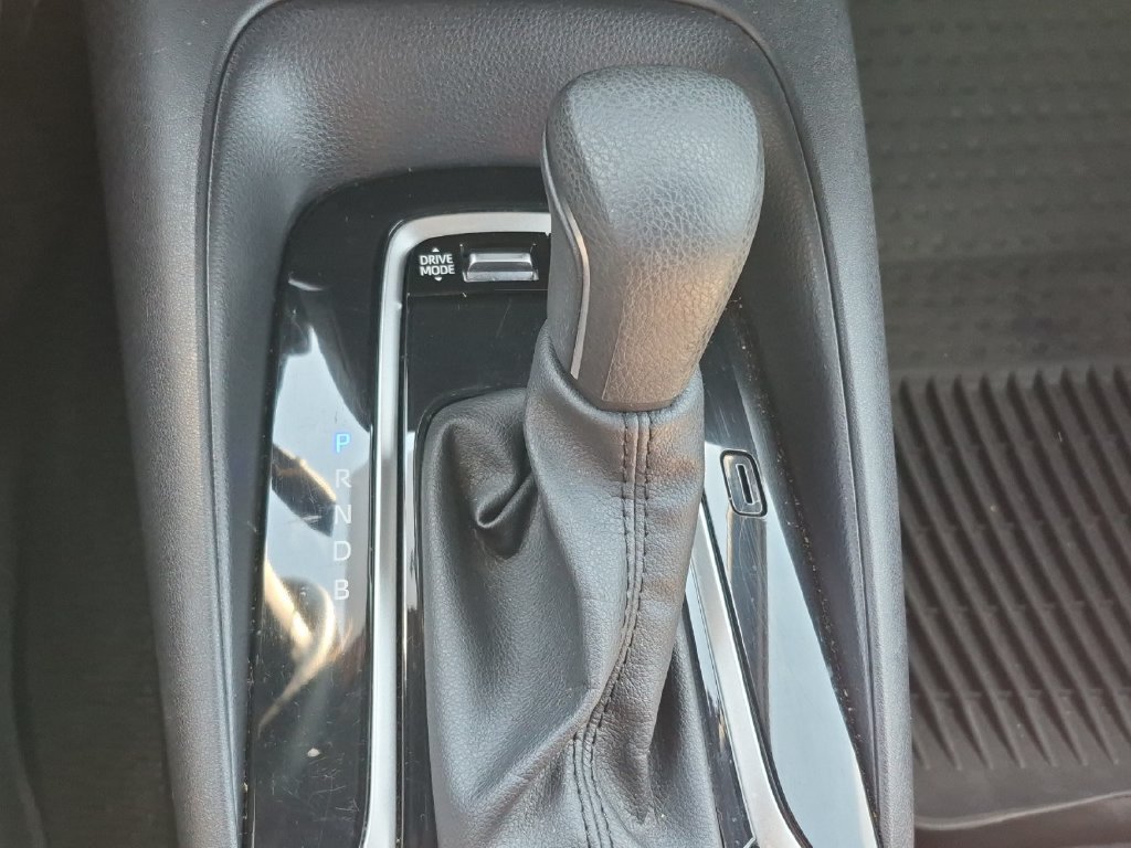 Certified 2024 Toyota Corolla SE w/ SE Premium Package FWD image 20