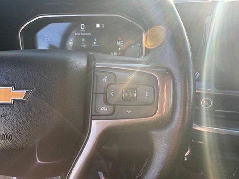 Used 2022 Chevrolet Silverado 1500 High Country w/ High Country Premium Package AWD/4WD image 19