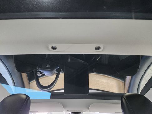 Used 2021 Tesla Model 3 Standard Range Plus image 15