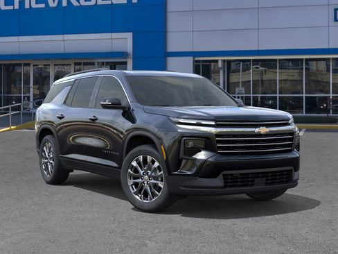 New 2026 Chevrolet Traverse LT image 7