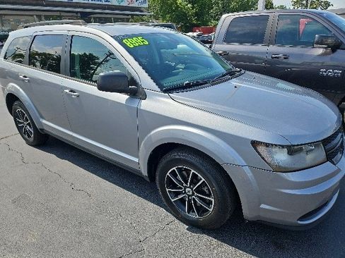 Used 2018 Dodge Journey SE w/ Blacktop Package AWD/4WD image 1