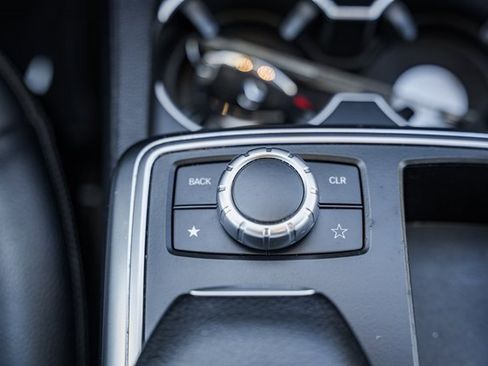 Used 2015 Mercedes-Benz ML 350 4MATIC image 26