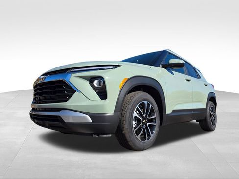 New 2026 Chevrolet TrailBlazer LT w/ Convenience Package image 8