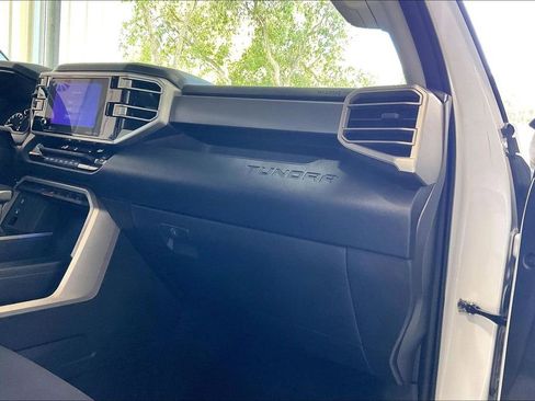 Used 2022 Toyota Tundra SR5 AWD/4WD image 23