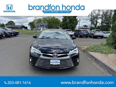 Used 2017 Toyota Camry LE FWD image 2