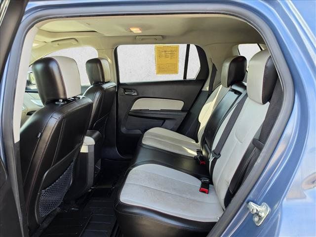 Used 2011 GMC Terrain SLT AWD/4WD image 17