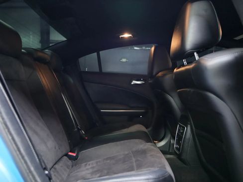 Used 2016 Dodge Charger R/T image 30