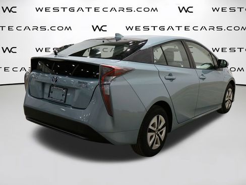 Used 2016 Toyota Prius Two image 38