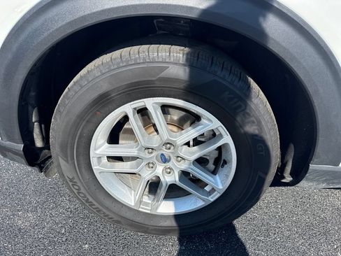 Used 2026 Ford Explorer Active RWD image 22