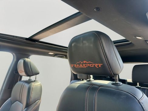 Used 2024 Honda Pilot TrailSport image 22