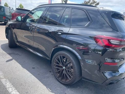 Used 2021 BMW X5 xDrive40i w/ M Sport Package AWD/4WD image 6