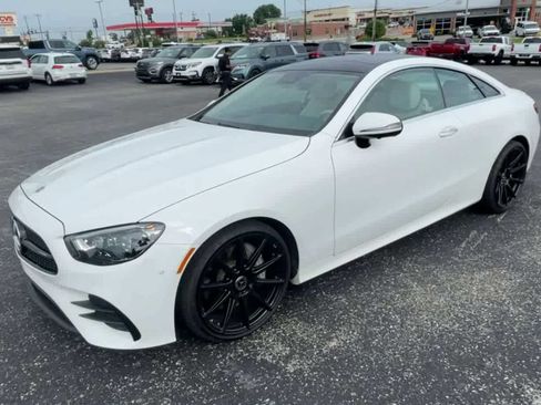 Used 2023 Mercedes-Benz E 450 Coupe image 5