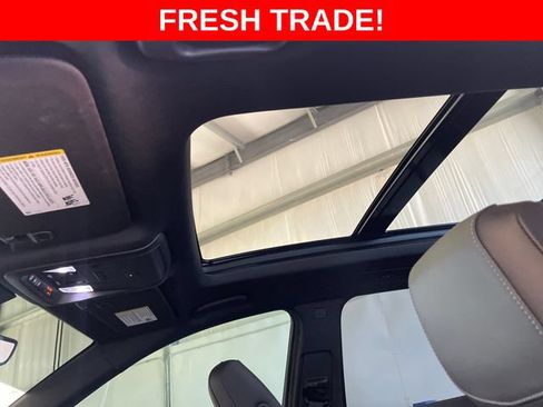 Used 2020 Cadillac XT6 Premium Luxury AWD/4WD image 29