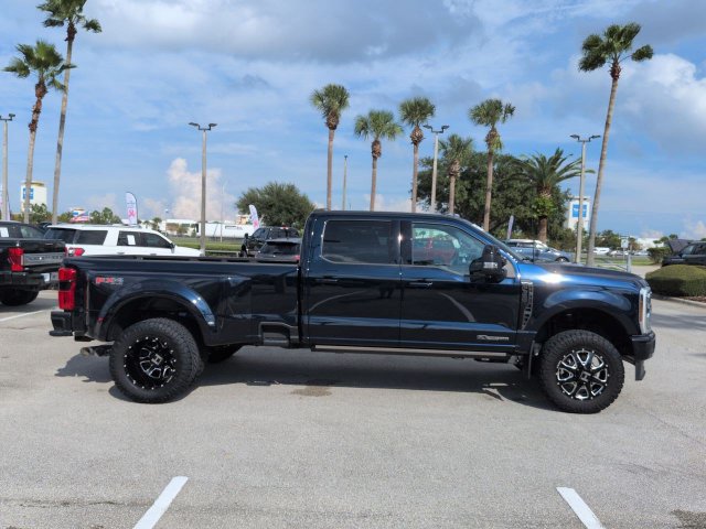Certified 2025 Ford F350 Platinum w/ FX4 Off-Road Package AWD/4WD image 3