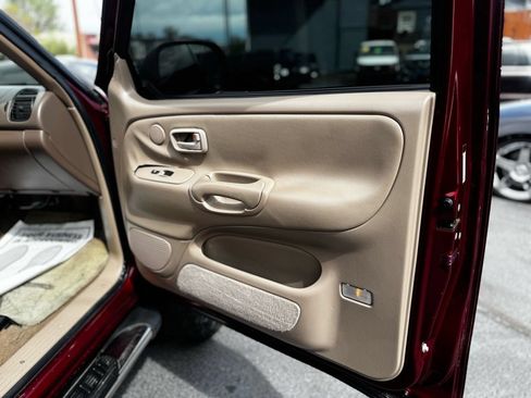 Used 2003 Toyota Tundra Limited AWD/4WD image 14
