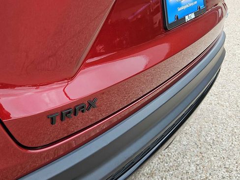 Used 2024 Chevrolet Trax RS w/ Driver Confidence Package FWD image 11