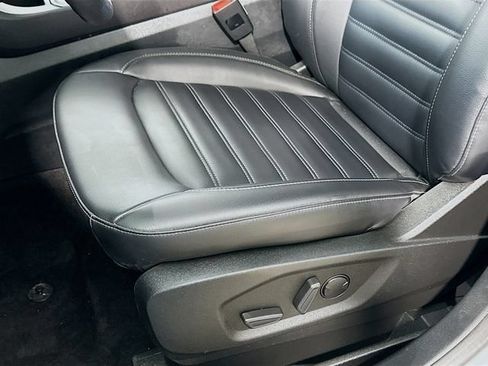 Used 2022 Ford Edge SEL w/ Convenience Package AWD/4WD image 12