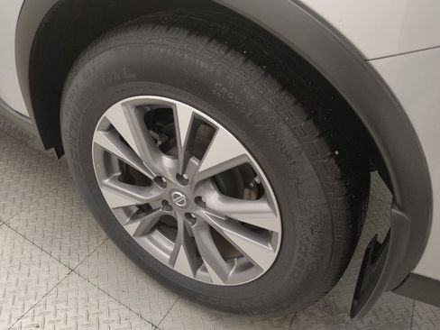 Used 2018 Nissan Murano S FWD image 31
