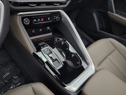 New 2026 Audi Q5 Premium Plus AWD/4WD image 10