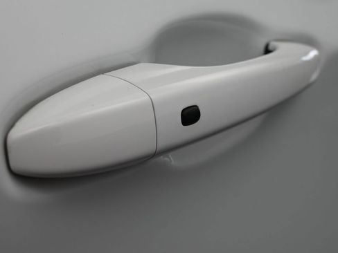 Used 2023 Jeep Compass Altitude image 39