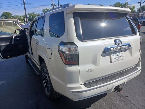 Used 2018 Toyota 4Runner Limited AWD/4WD image 16