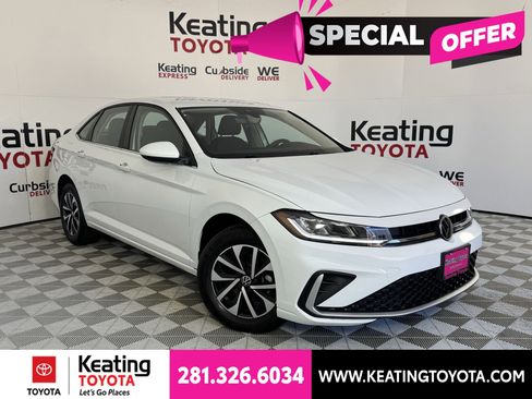 Used 2025 Volkswagen Jetta S FWD image 2