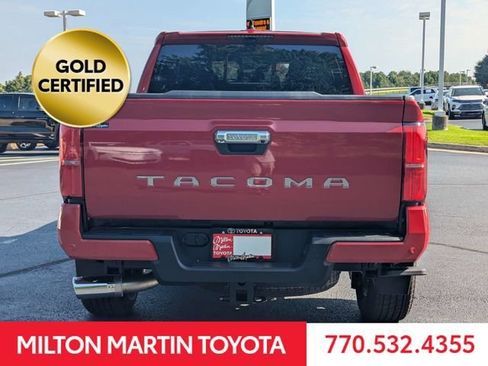 Certified 2025 Toyota Tacoma Limited AWD/4WD image 10