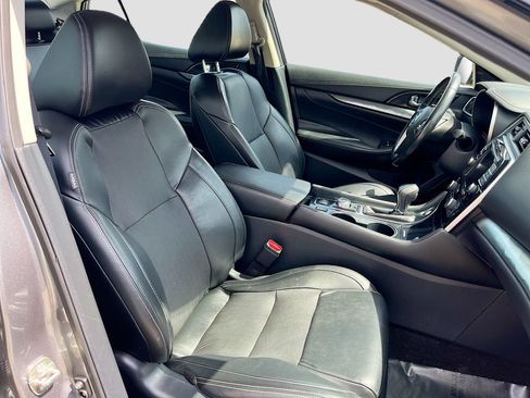 Used 2019 Nissan Maxima 3.5 SL w/ Floor Mat Group FWD image 30