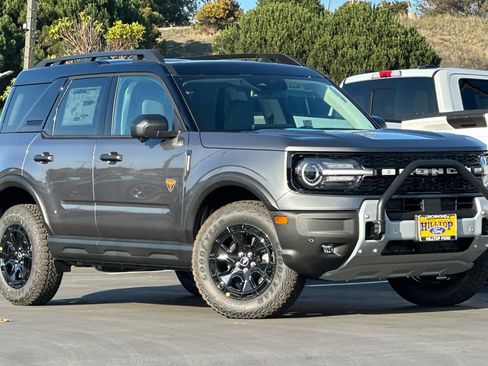 New 2025 Ford Bronco Sport Badlands w/ Sasquatch Badlands Package image 2