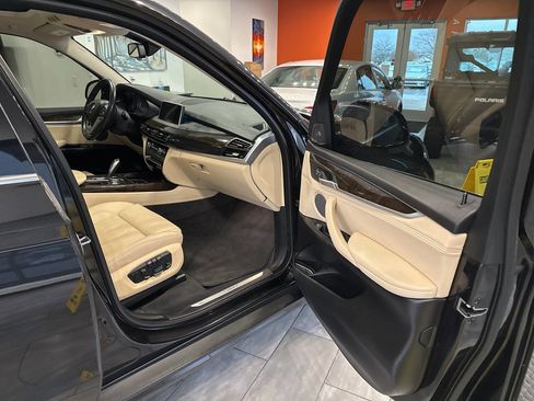 Used 2016 BMW X5 xDrive50i image 50