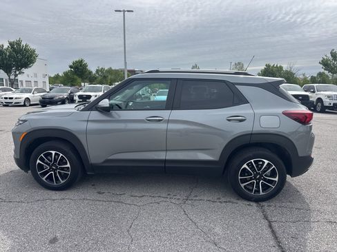 Used 2025 Chevrolet TrailBlazer LT image 8