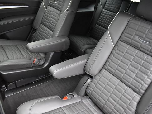 Certified 2026 Cadillac Escalade Platinum Sport w/ LPO, ONYX Package image 27