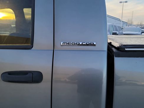 Used 2007 Dodge Ram 2500 Truck SLT w/ Light Group image 4