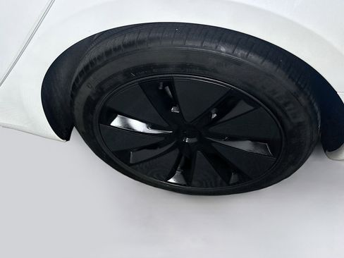 Used 2024 Tesla Model 3 RWD image 10