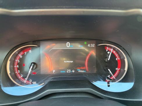 Used 2024 Toyota RAV4 LE image 39