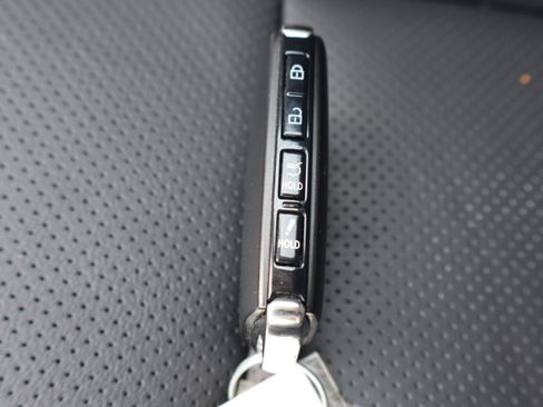Used 2025 MAZDA CX-50 AWD 2.5 Hybrid w/ Premium Pkg image 30