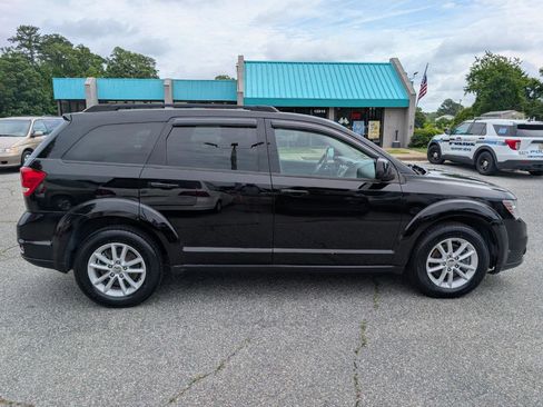 Used 2014 Dodge Journey SXT AWD/4WD image 9