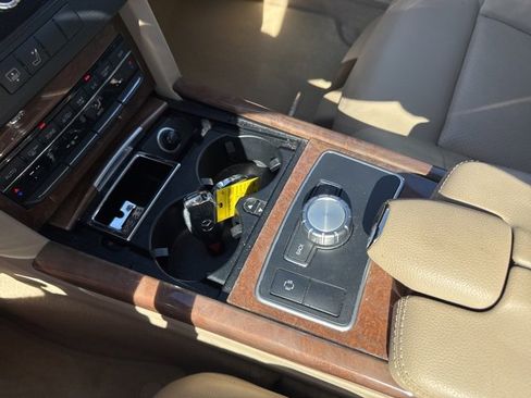 Used 2013 Mercedes-Benz E 350 Sedan image 21