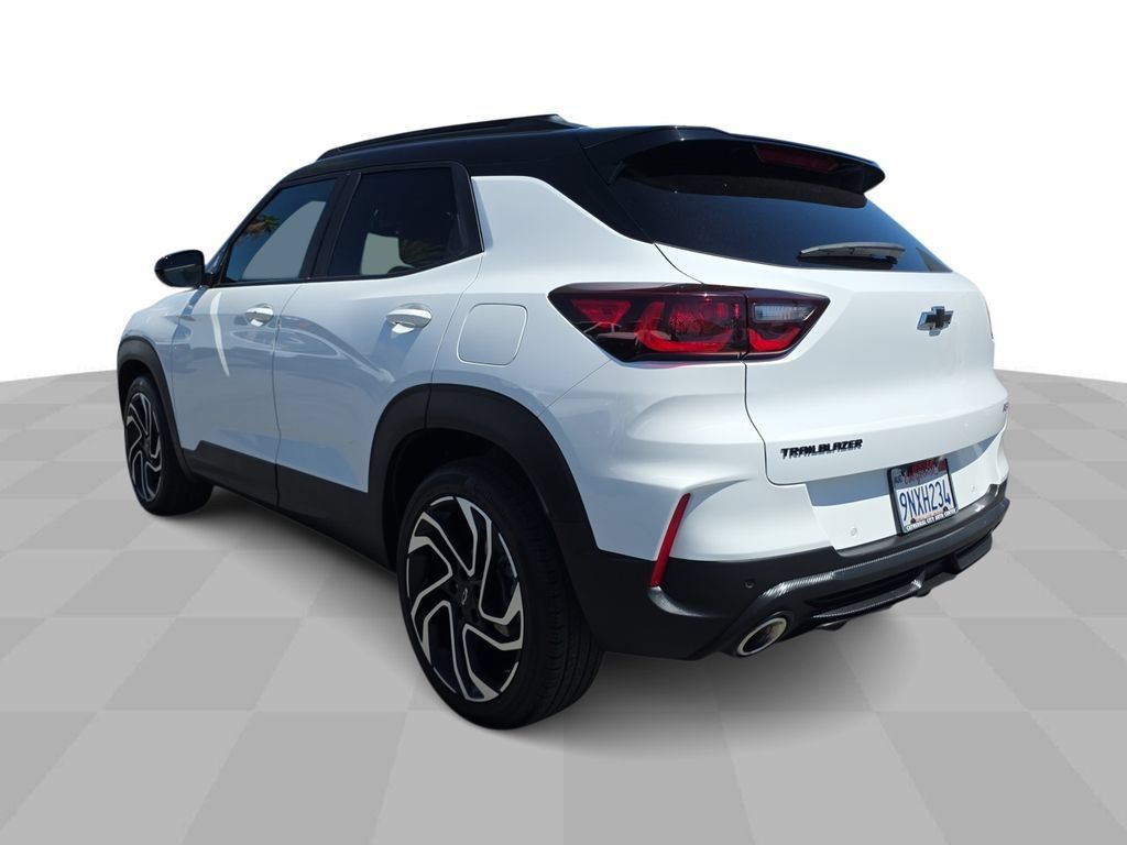 Used 2024 Chevrolet TrailBlazer RS w/ Convenience Package FWD image 6