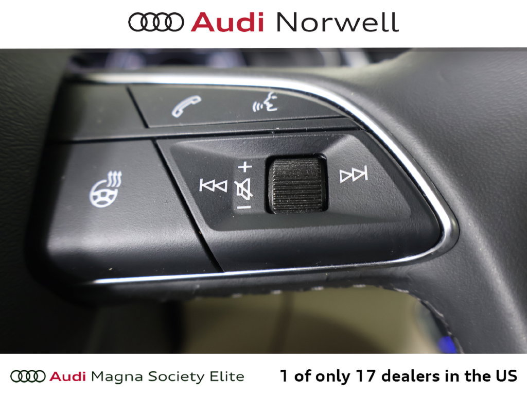 Used 2023 Audi Q5 e Prestige AWD/4WD image 32