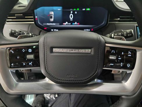 New 2026 Land Rover Range Rover SE image 24