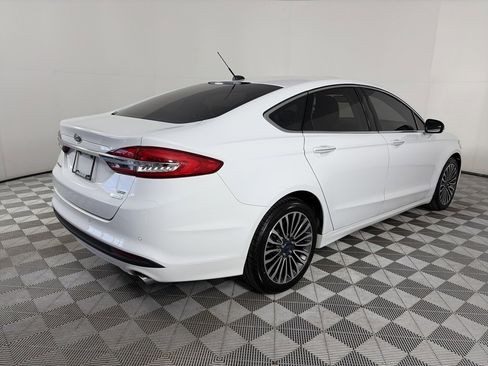 Certified 2018 Ford Fusion SE w/ Fusion SE Technology Package image 7
