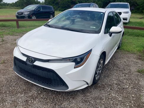 Used 2022 Toyota Corolla LE FWD image 17