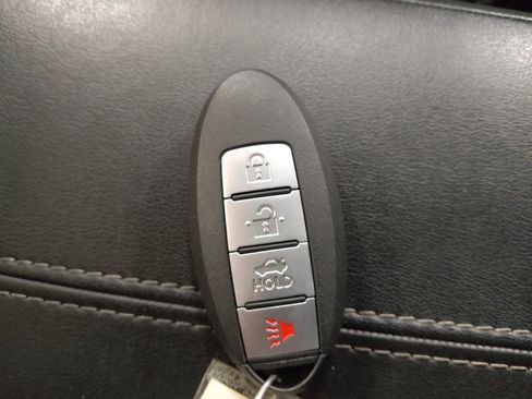 Used 2022 Nissan Sentra SV w/ All-Weather Package FWD image 32