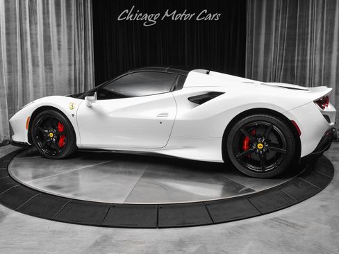 Used 2023 Ferrari F8 Tributo RWD image 38