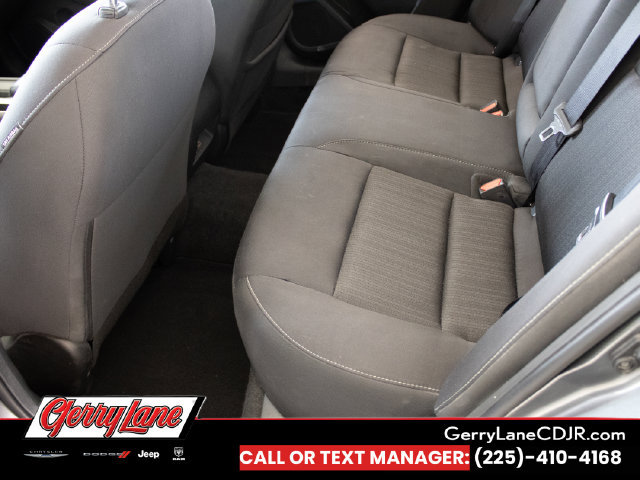 Used 2025 Nissan Altima 2.5 SV FWD image 17