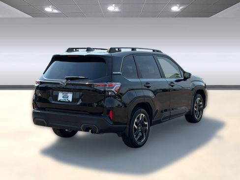 Certified 2025 Subaru Forester Limited AWD/4WD image 9
