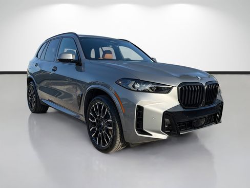 New 2026 BMW X5 sDrive40i w/ M Sport Package RWD image 1