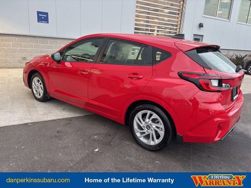 Certified 2025 Subaru Impreza 2.0i image 2