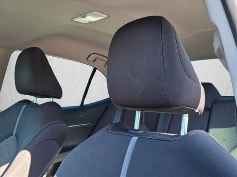 Used 2022 Toyota Camry LE FWD image 17